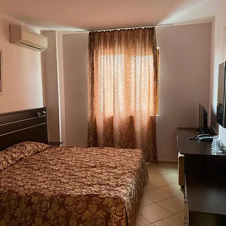 Hotel Atol Słoneczny Brzeg