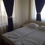 атол Хотел