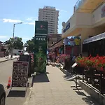 Хотел атол