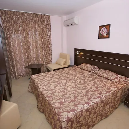 فندق Atol 3*