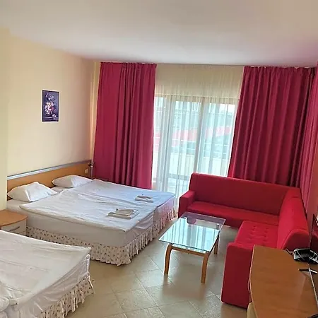 Atol Słoneczny Brzeg
